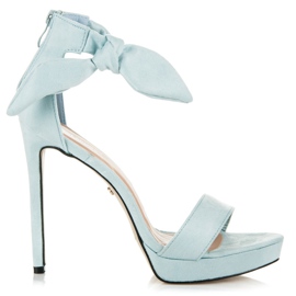 Ideal Shoes Zamszowe sandałki z kokardką niebieskie