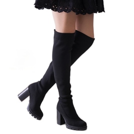 Wsuwane długie czarne kozaki na słupku Lija