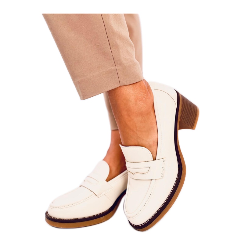 Mokasyny na obcasie Beige beżowy