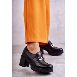 Półbuty Model Mikeyla 20115 Black Skóra - Step in style beżowy