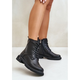 Workery Model Vinceza 7920 Black - Step in style czarne