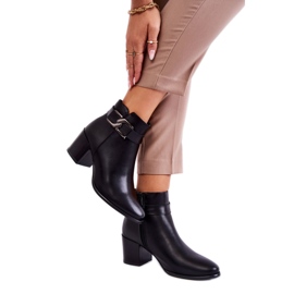 Damskie botki ze skóry ekologicznej.Black czarne