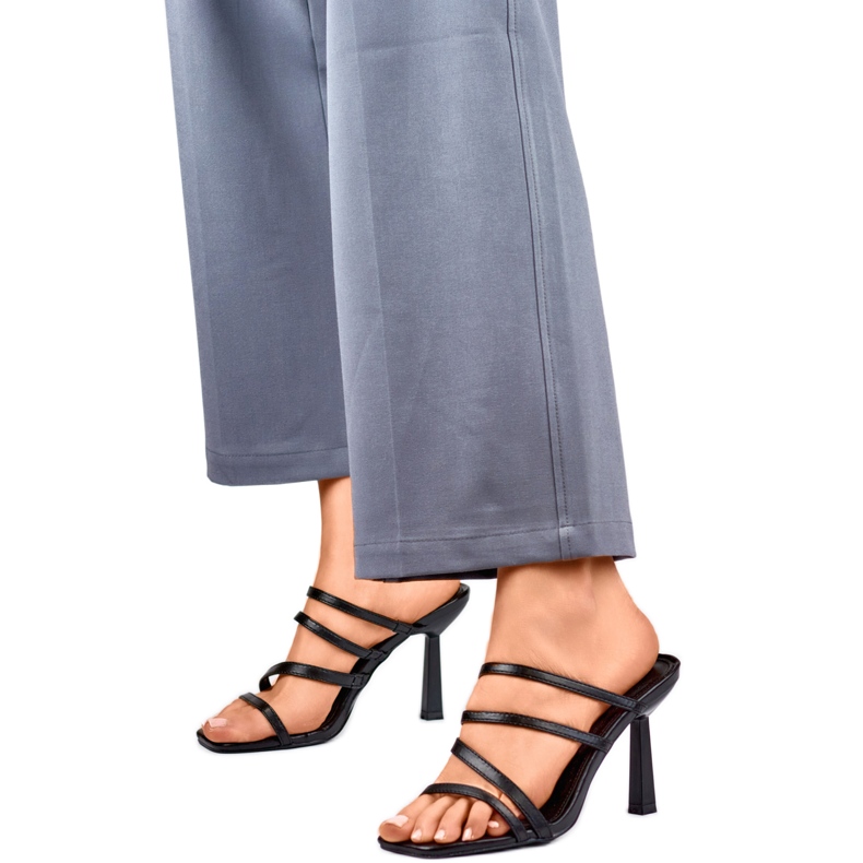 Eleganckie Klapki Damskie 4772B czarne