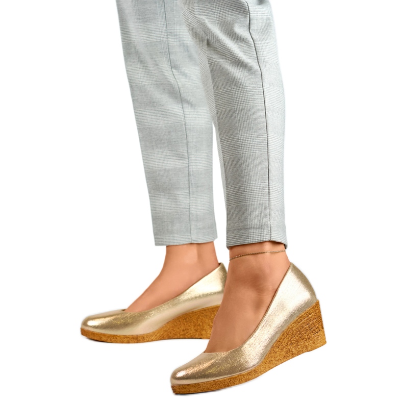 Czółenka Damskie na Koturnie GD-651A-L.GO złoty