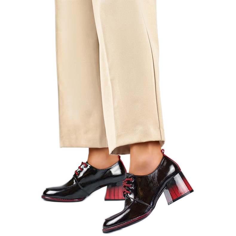 Półbuty Damskie GD-FL439-B Lakierowane czarne