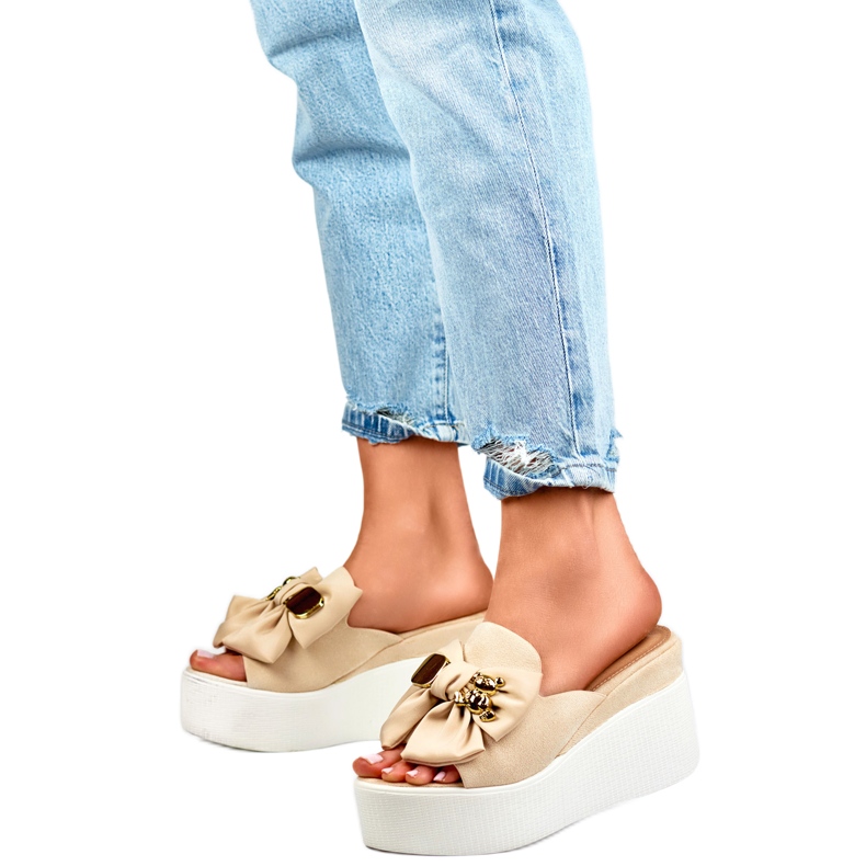 Sandał Klapki Model 8082BE Beige beżowy