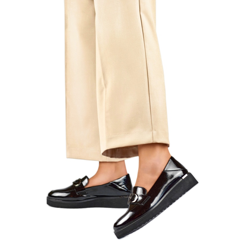 Półbuty Lakierowane Damskie 24-58284B czarne