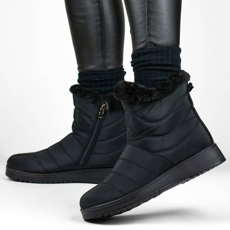 Śniegowce damskie botki ocieplane z futerkiem czarne W76B
