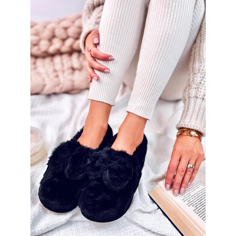 Kapcie futrzane z kokardką Emres Czarne