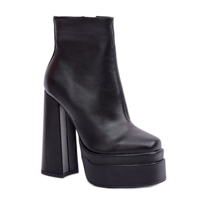 Botki damskie na masywnej platformie czarne