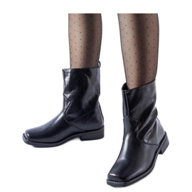 Czarne ocieplane botki prostokątny nosek Bel - Solea