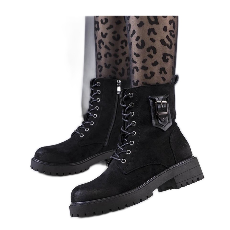 Czarne Zamszowe Traperki