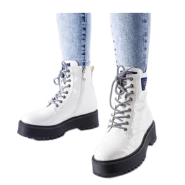 Big Star Białe workery Lee Cooper LCJ-21-47-0666LB