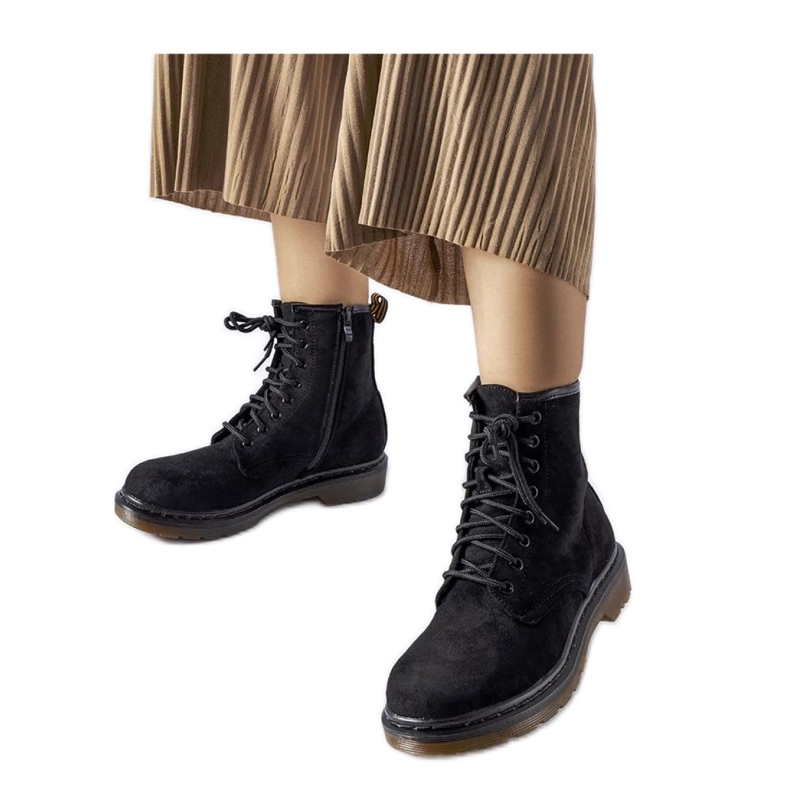 Czarne workery eko-zamsz