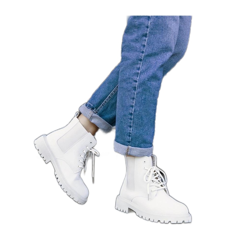 Jasnobeżowe botki trapery ocieplane beżowy