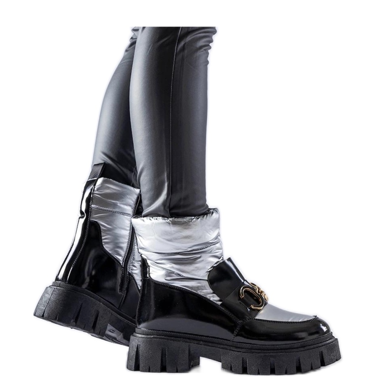 Czarno-srebrne lakierowane śniegowce czarne