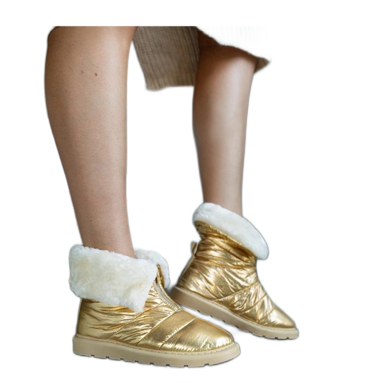 Złote ocieplane śniegowce z kołnierzem złoty