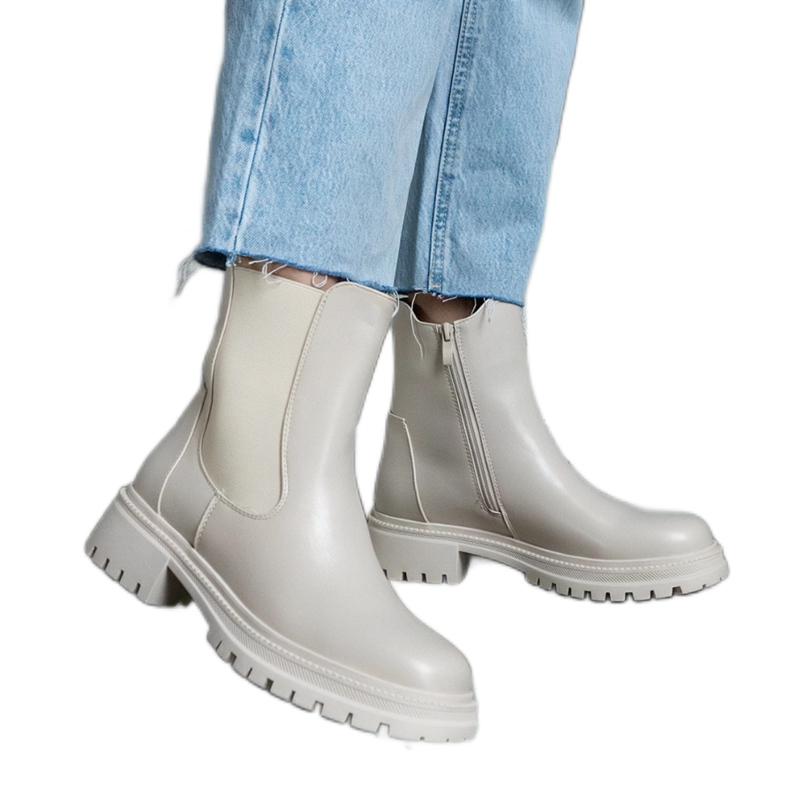 Beżowe botki ocieplane zapinane na zamek eko skóra beżowy