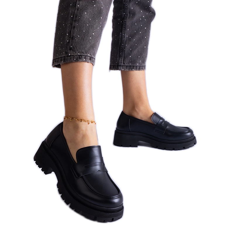 Czarne mokasyny z eko skóry