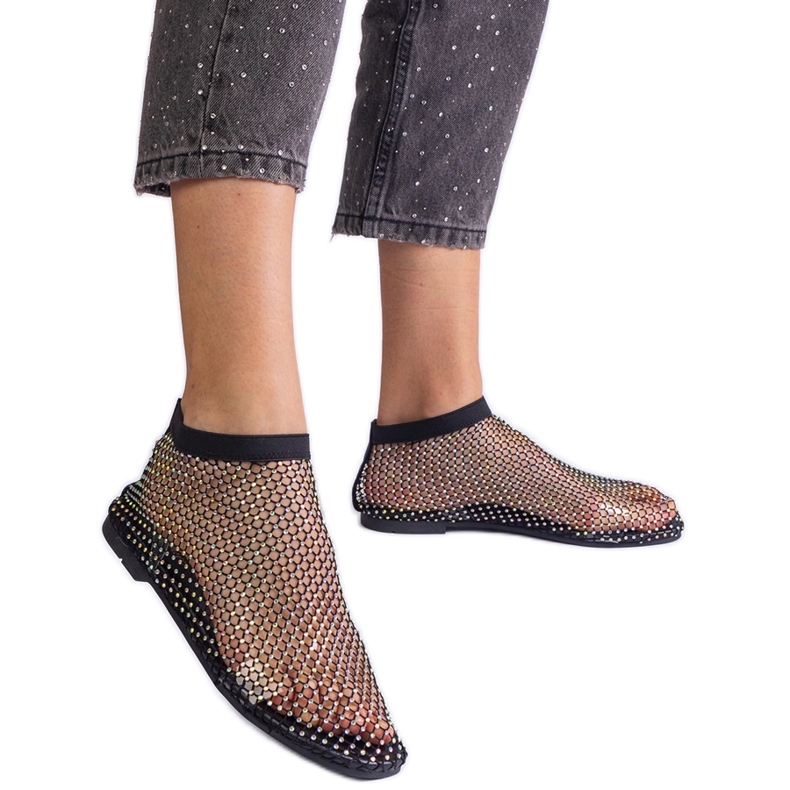 Czarne sandałki siateczkowe z cyrkoniami