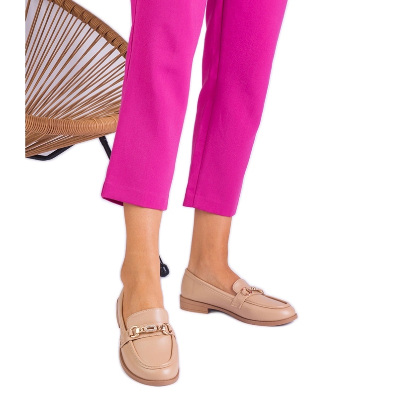 Beżowe damskie mokasyny ze złotym zdobieniem i cyrkoniami beżowy