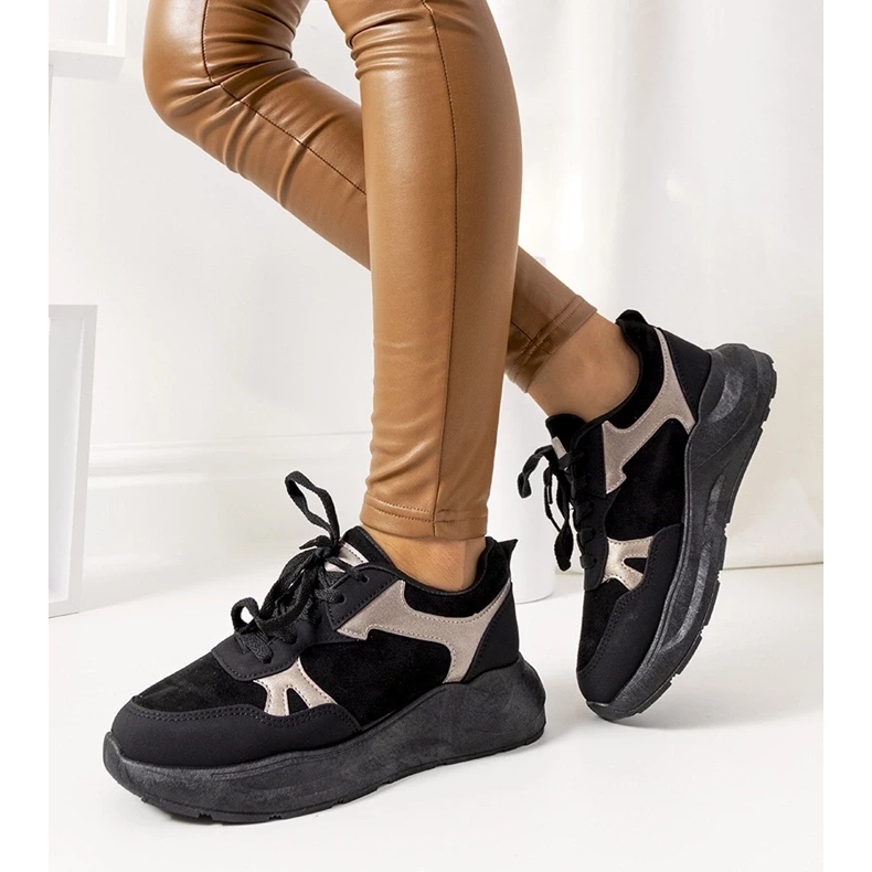 D/GMR Czarne sneakersy z złotymi akcentami Davis