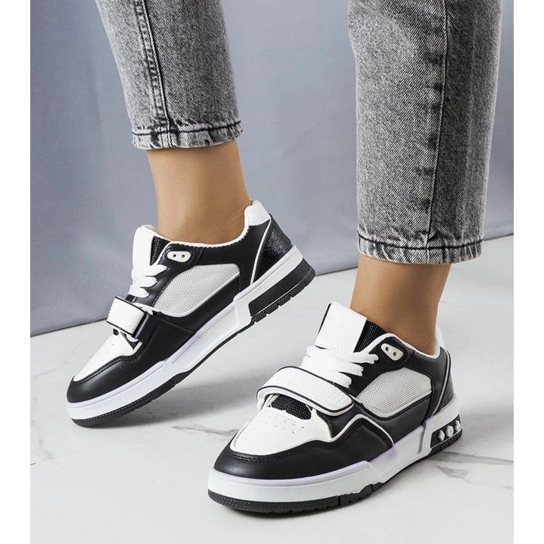 D/GMR Czarne sneakersy damskie Ollie białe