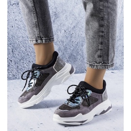 D/GMR Szare sneakersy zdobione wstawkami Savard