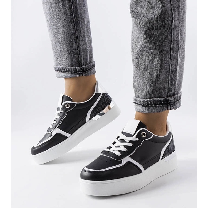 D/GMR Czarne sneakersy na platformie Tooele