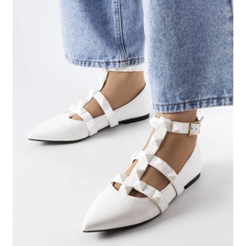 D/GMR Białe balerinki z efektownym zapięciem Blur