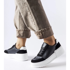 D/GMR Czarne sneakersy na grubej platformie Seluci