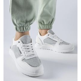 D/GMR Białe sneakersy z ozdobną nitką Facondo