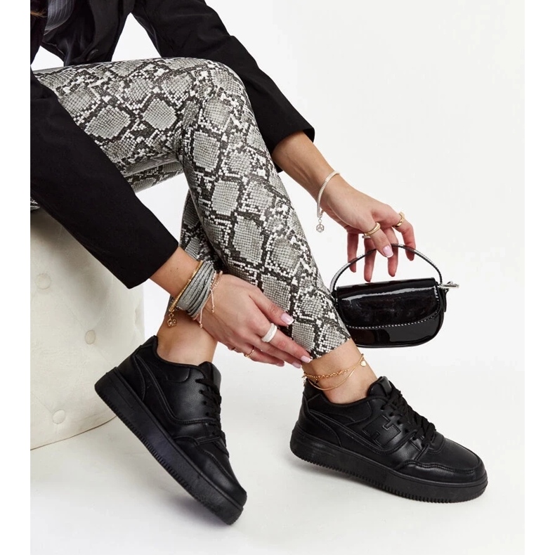 D/GMR Czarne sneakersy na platformie Mentha