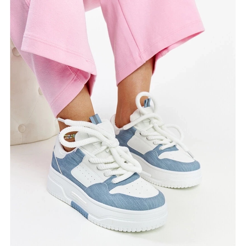 D/GMR Biało-niebieskie sneakersy na platformie Szekeres białe