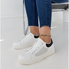 D/GMR Białe ażurowe sneakersy Semhar