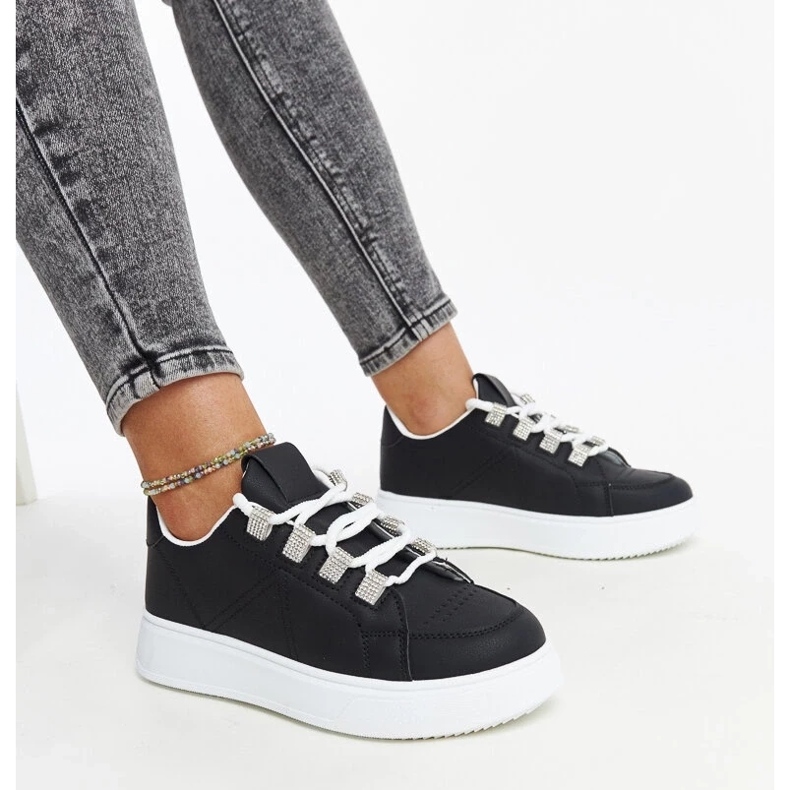 D/GMR Czarne sneakersy na grubej podeszwie Walida