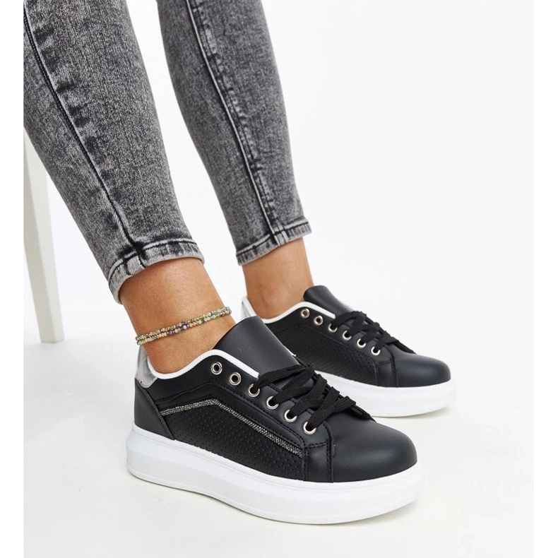 D/GMR Czarne sneakersy z ozdobnymi cyrkoniami Perica