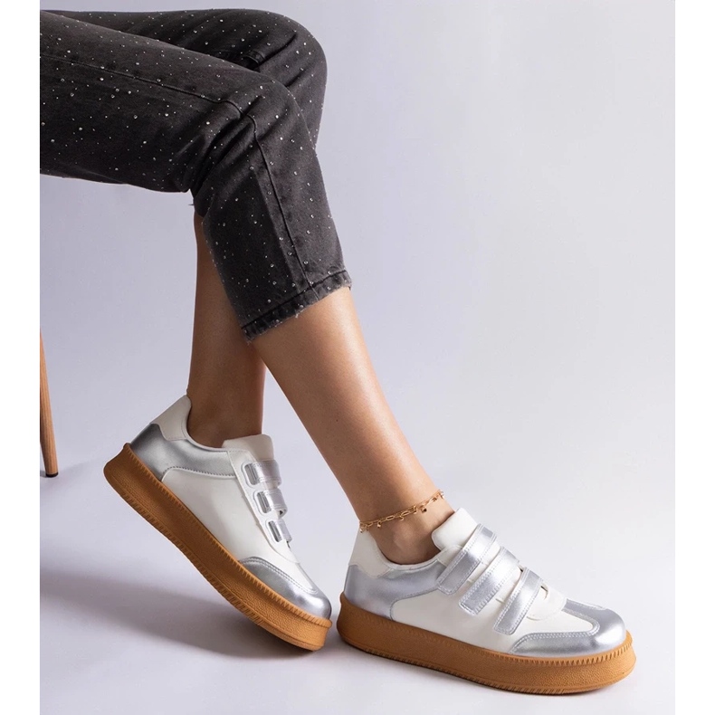 D/CEO Srebrne sneakersy zapinane na rzepy Mena srebrny