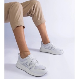 D/CEO Białe sneakersy na grubej podeszwie Sierra