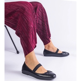 D/CEO Czarne balerinki z gumką i ozdobną kokardką Newton