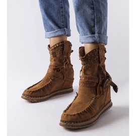 D/CEO Brązowe botki na koturnie Beausoleil