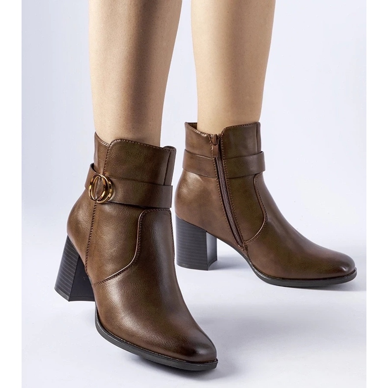 D/CEO Brązowe ocieplane botki na słupku Muscoline