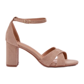 Sandały Na Słupkowym Obcasie Z Eko Zamszu Beżowe beżowy