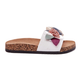 Klapki Damskie Z Kwiatkami Na Korkowej Platformie Białe