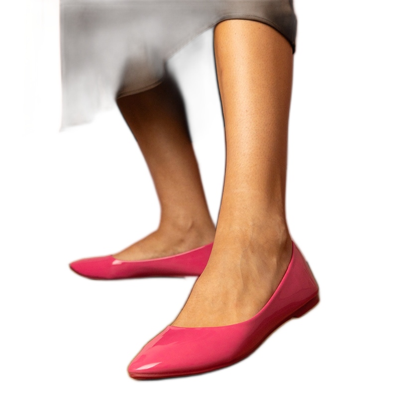 Różowe lakierowane balerinki