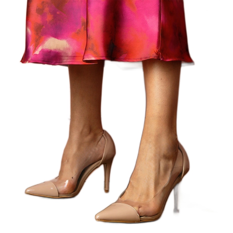 Beżowe klasyczne czółenka z przezroczystą cholewką beżowy