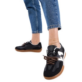 Czarne sneakersy trampki z kolorowymi sznurówkami