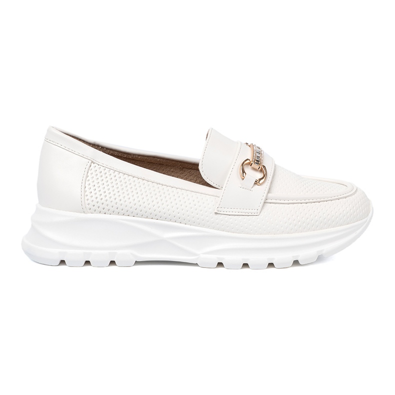 Shelvt Białe mokasyny z dekoracyjnym złotym elementem.