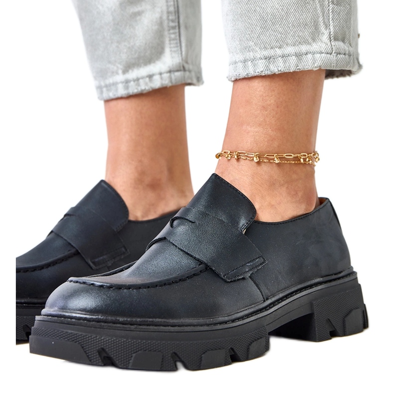 Czarne mokasyny damskie matowe Kirna