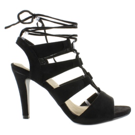 Zamszowe Sandałki Na Szerszej Szpilce M236P czarne